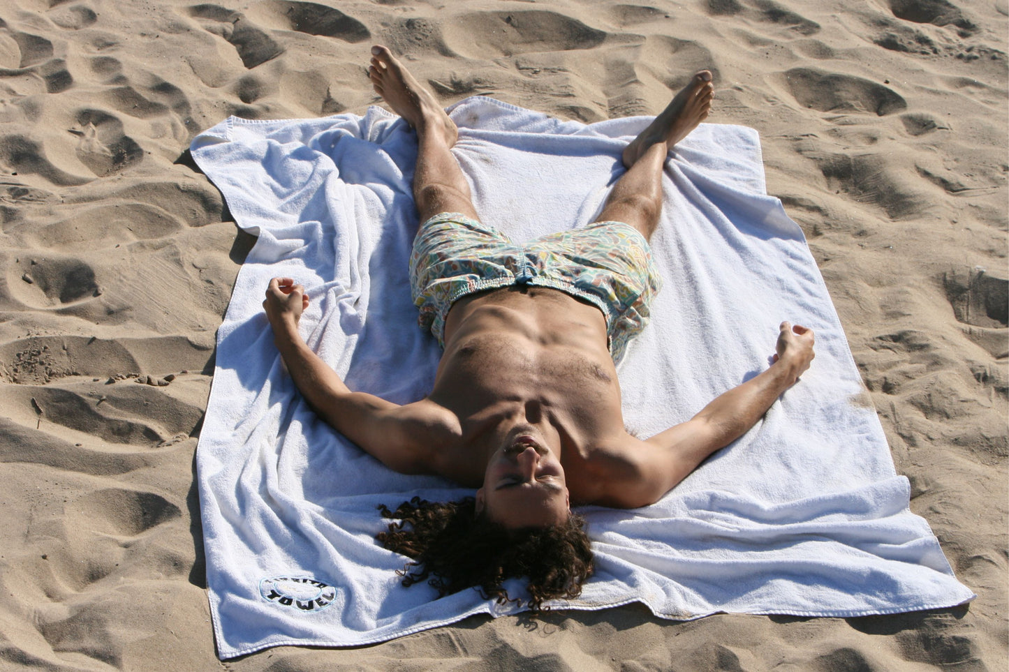 (Pre-Order) Giant Towel